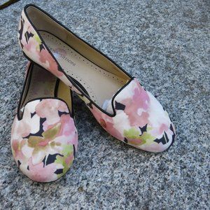 Adrienne Vittadini Floral Flats   Size 7.5 NWOT